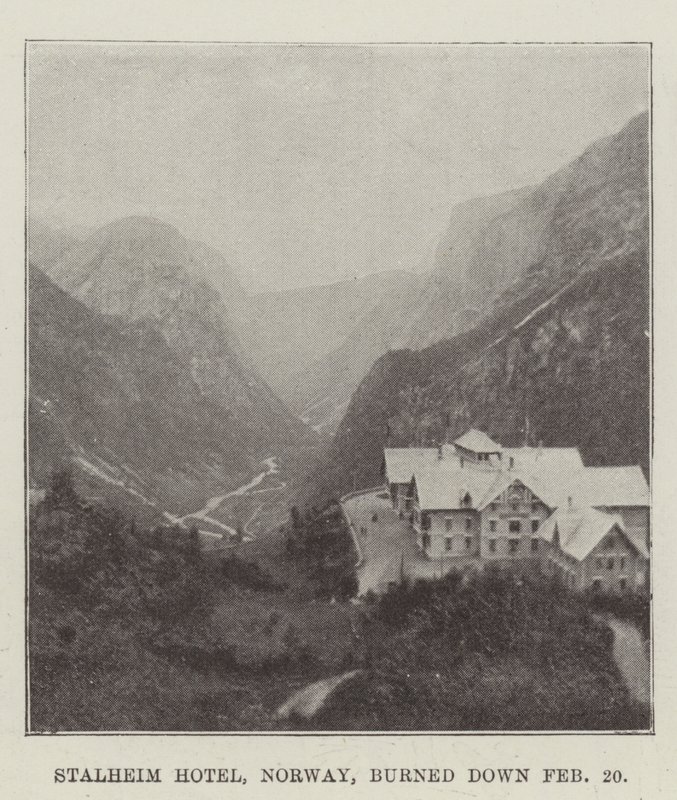 Stalheim Hotel, Norge, brændte ned 20. februar af English Photographer