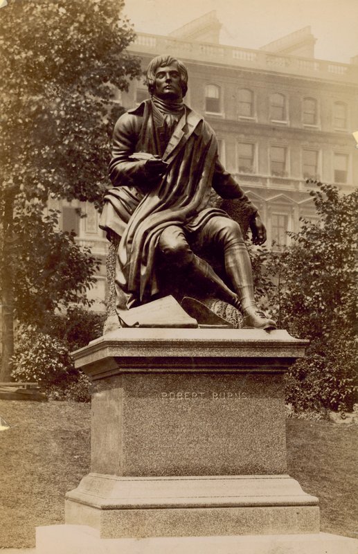 Statue af Robert Burns af English Photographer