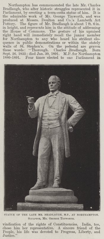 Statue af afdøde hr. Bradlaugh, MP, i Northampton, billedhugger, hr. George Tinworth af English Photographer