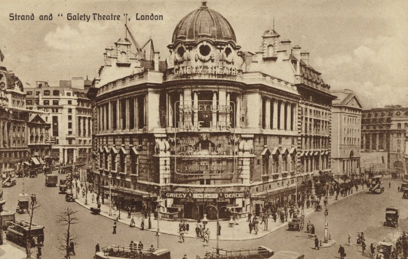 Strand and Gaiety Theatre, London af English Photographer