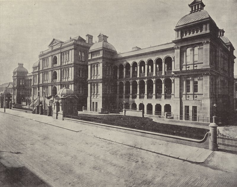 Sydney Hospital, Macquarie Street af English Photographer