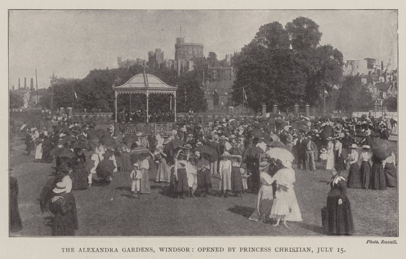 Alexandra Gardens, Windsor, åbnet af prinsesse Christian, 15. juli af English Photographer