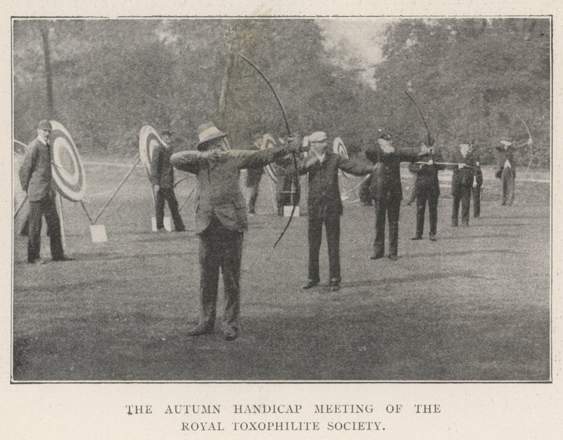 The Autumn Handicap Meeting of the Royal Toxophilite Society af English Photographer