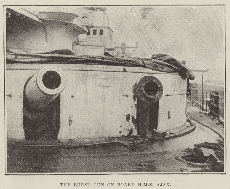 The Burst Gun ombord på HMS Ajax af English Photographer
