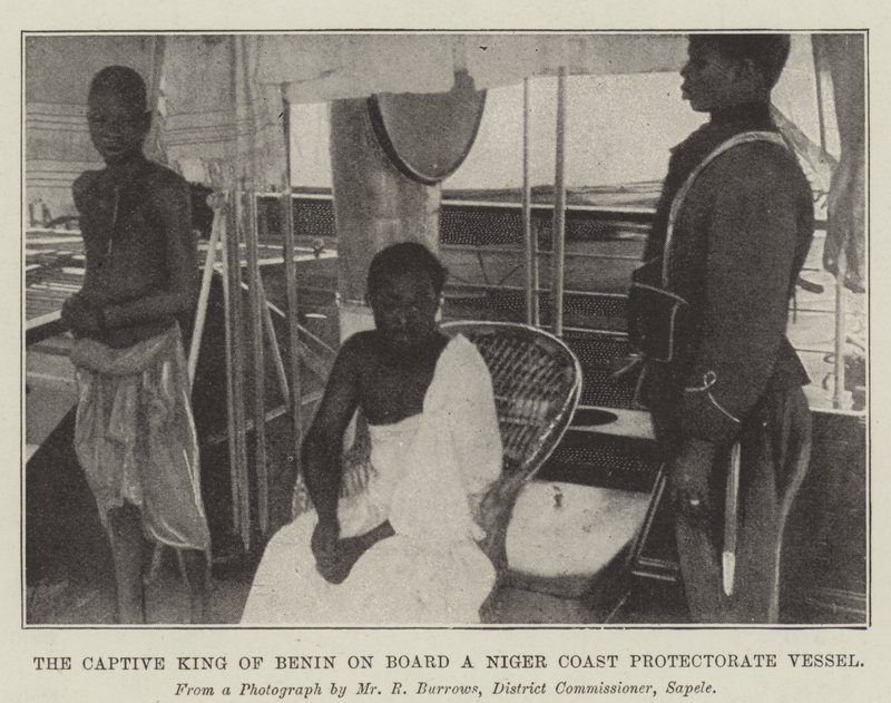Den fangede konge af Benin om bord på et Niger-kystprotektoratfartøj af English Photographer