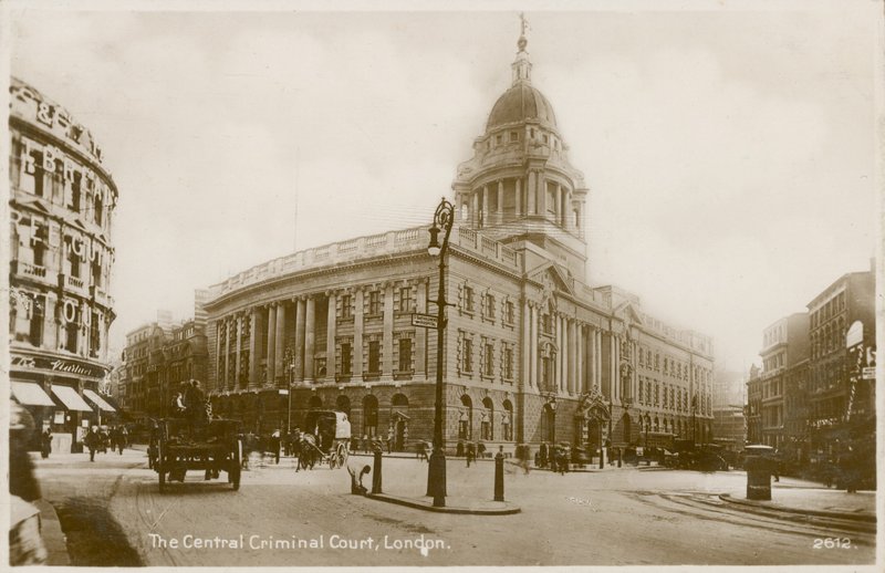 Central Criminal Court, London af English Photographer