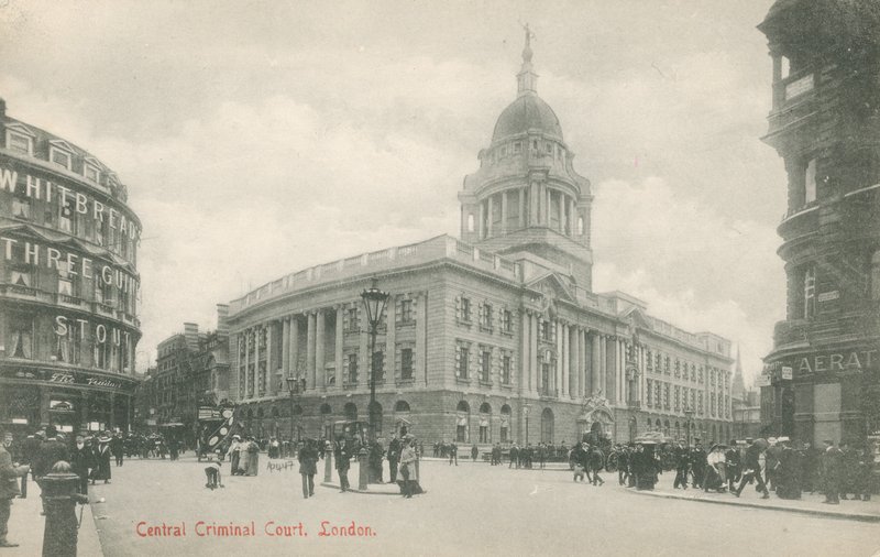 Central Criminal Court, London af English Photographer