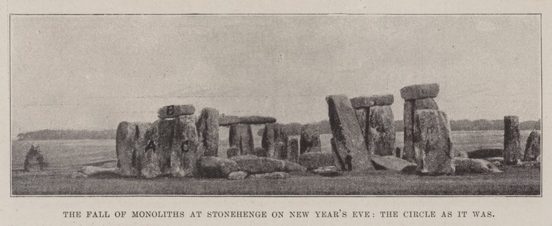 Monoliternes fald ved Stonehenge nytårsaften, cirklen som den var af English Photographer