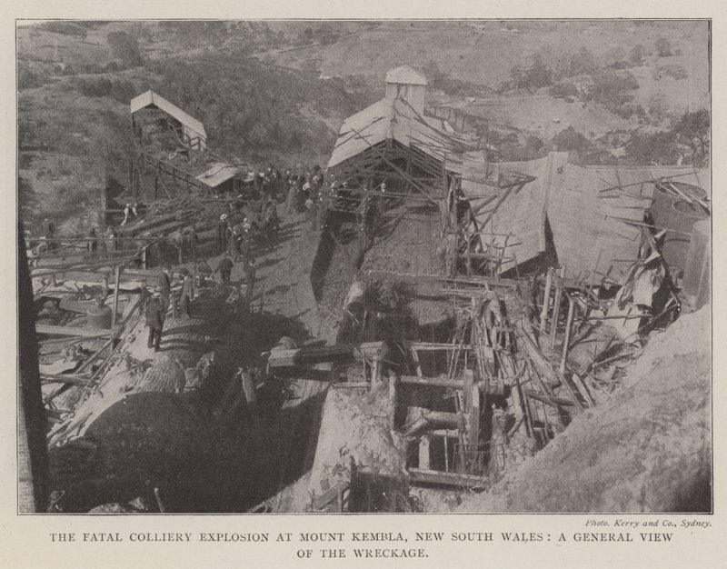 The Fatal Colliery Explosion ved Mount Kembla, New South Wales, en generel udsigt over vraget af English Photographer