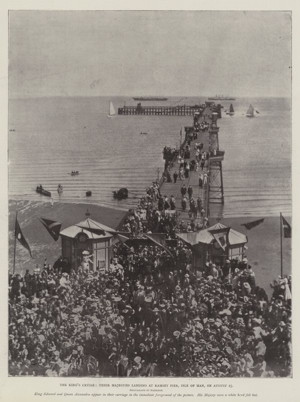 The Kings Cruise, Deres Majestæter lander på Ramsey Pier, Isle of Man, den 25. august af English Photographer