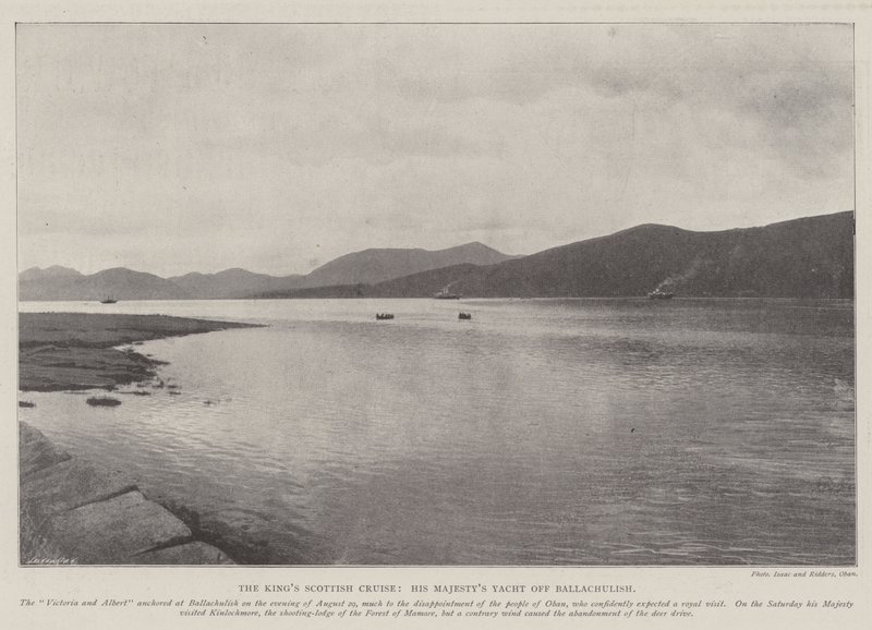 Kings Scottish Cruise, His Majestys Yacht ud for Ballachulish af English Photographer