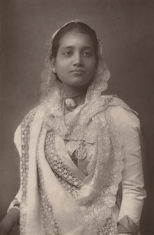 Maharani fra Kuch Bihar af English Photographer