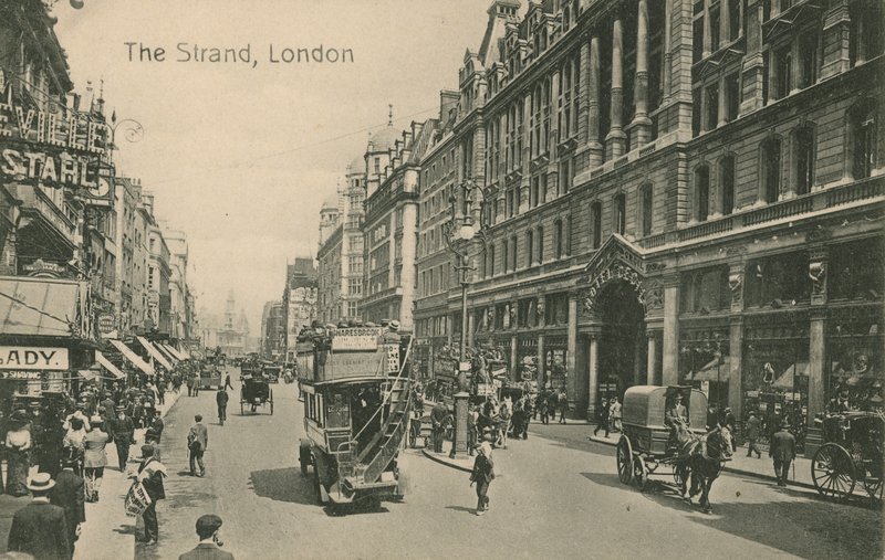 The Strand, London af English Photographer