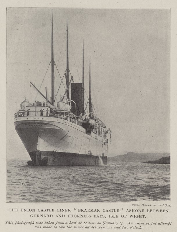 Union Castle Liner Braemar Castle i land mellem Gurnard og Thorness Bays, Isle of Wight af English Photographer