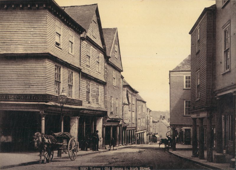 Totnes, gamle huse i High Street af English Photographer