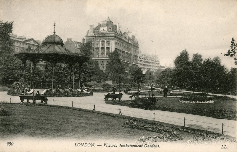 Victoria Embankment Gardens, London af English Photographer