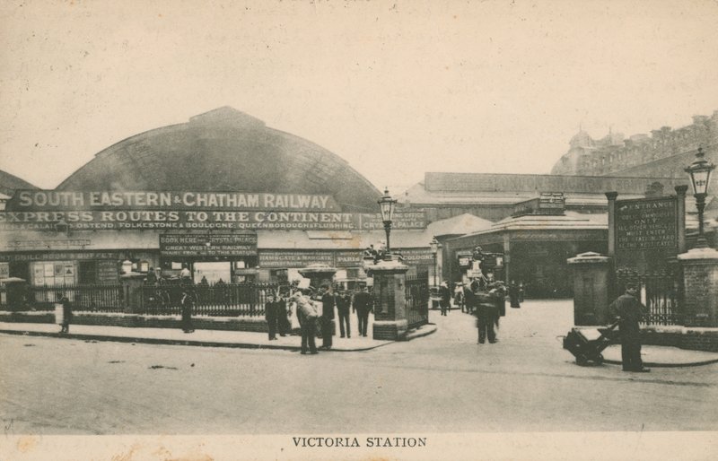 Victoria Station, London af English Photographer