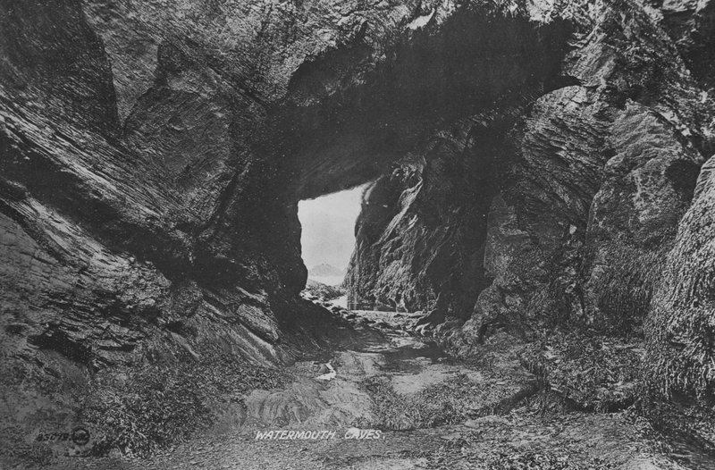 Watermouth Caves (s/h foto) af English Photographer