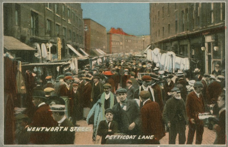 Wentworth Street, Petticoat Lane, London af English Photographer