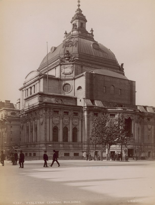 Wesleyan Central Buildings af English Photographer
