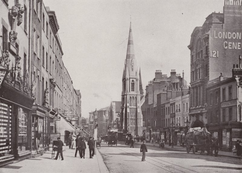Westminster Bridge Road, med Christ Church af English Photographer