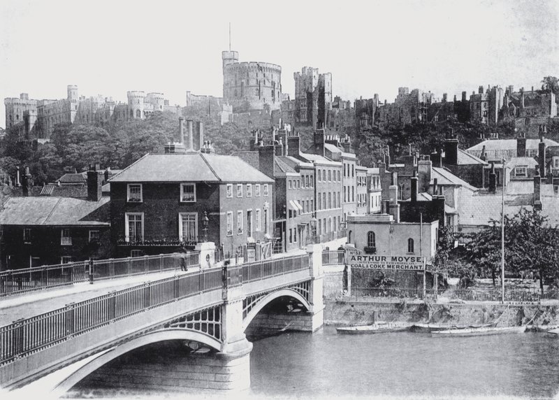 Windsor Castle fra Bridge (s/h foto) af English Photographer