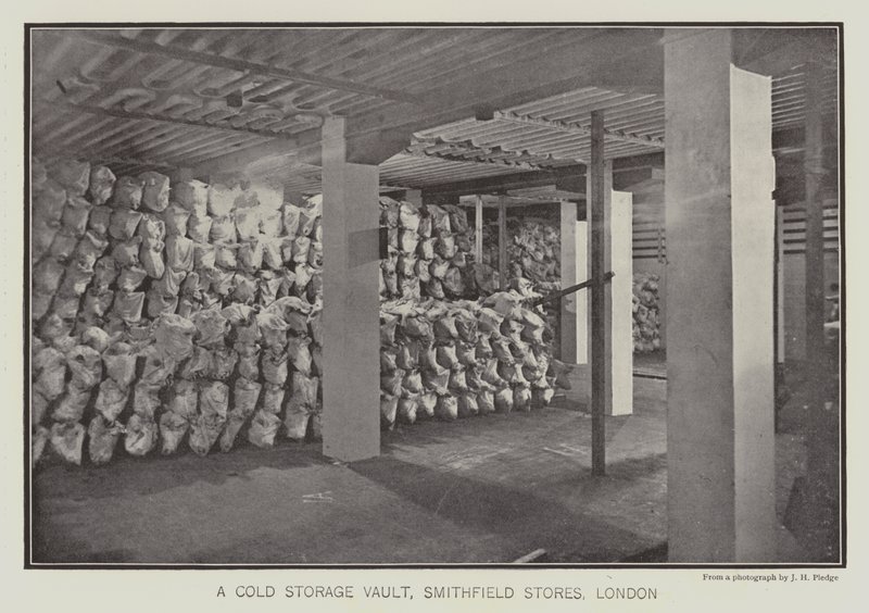 En hvælving til kølelager, Smithfield Stores, London (s/h-foto) af English School