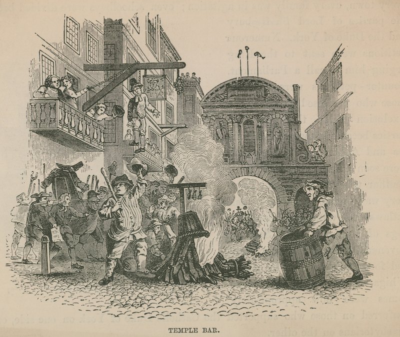 En menneskemængde tænder et bål foran Temple Bar af English School