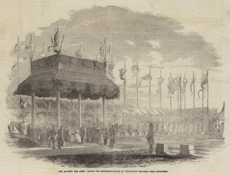 Hendes Majestæt Dronningen lægger grundstenen til Wellington College, nær Sandhurst (gravering) af English School