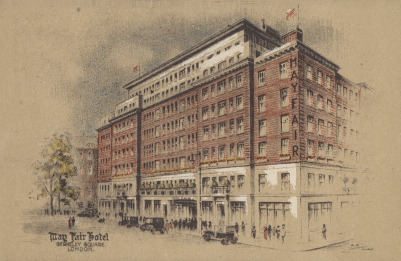 May Fair Hotel, Berkeley Square, London af English School