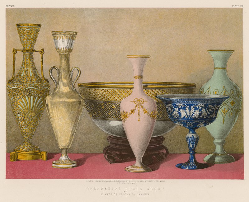 Ornamental Glass Group af M Maes fra Clichy la Garenne af English School