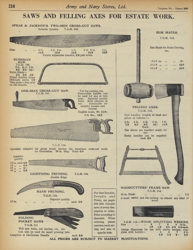 Side fra Army and Navy Stores Catalogue af English School