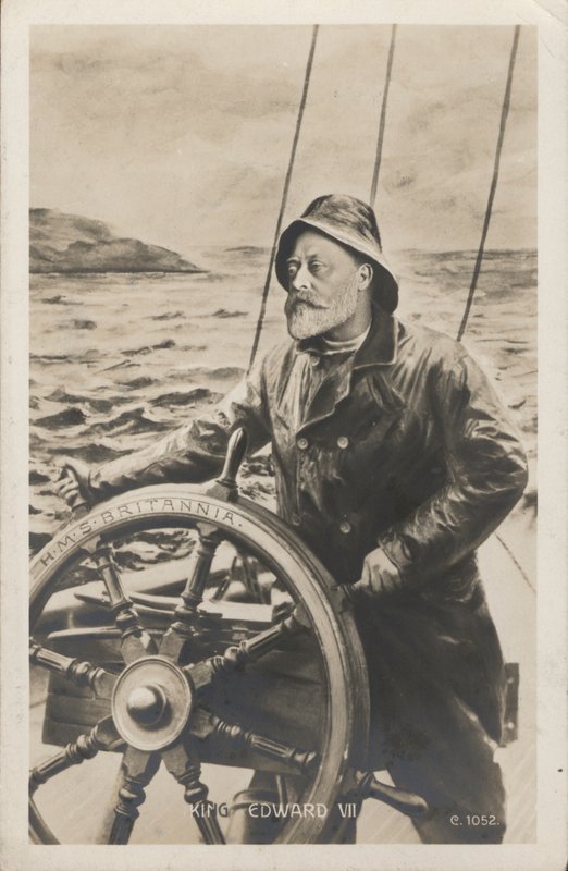 Portræt af kong Edward VII ved roret af HMS Britannia (litho) af English School