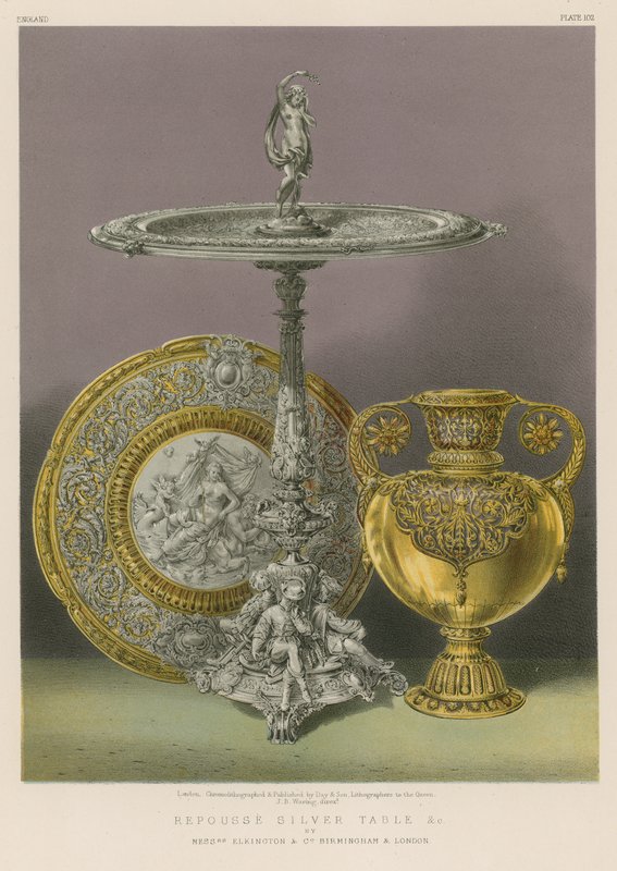 Repousse Silver Table etc af Mrs Elkington and Co, Birmingham og London af English School
