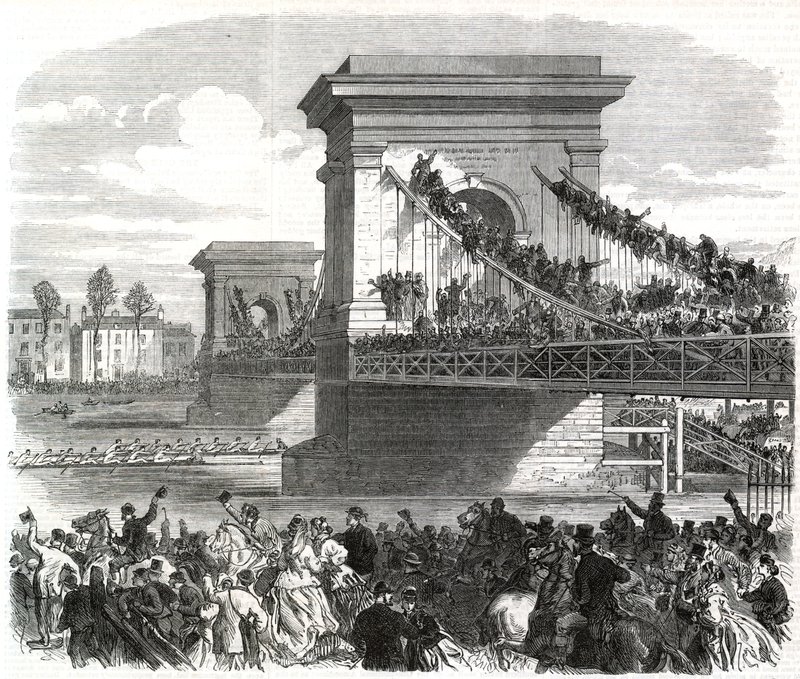 Oxford og Cambridge bådkapløb, scene ved Hammersmith Bridge af English School