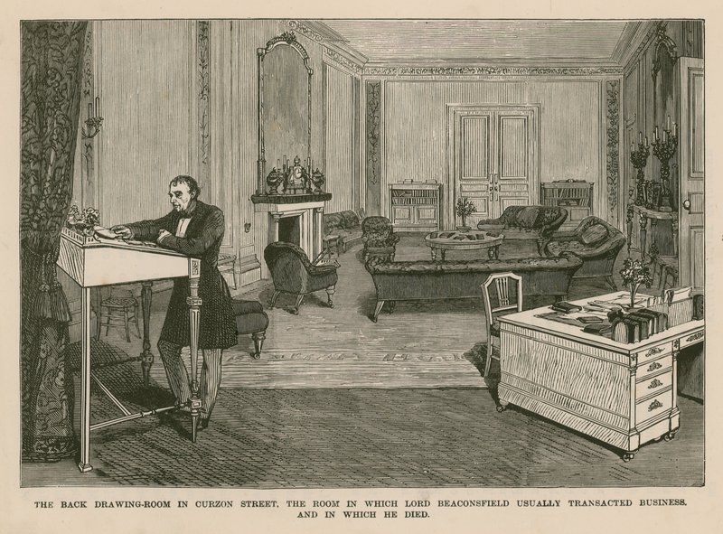 Den bagerste salon i Curzon Street, London. Værelset, hvor Lord Beaconsfield normalt handlede, og hvor han døde af English School