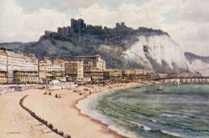 Dover Castle and Marine Parade (farve litho) af Ernest William Haslehust