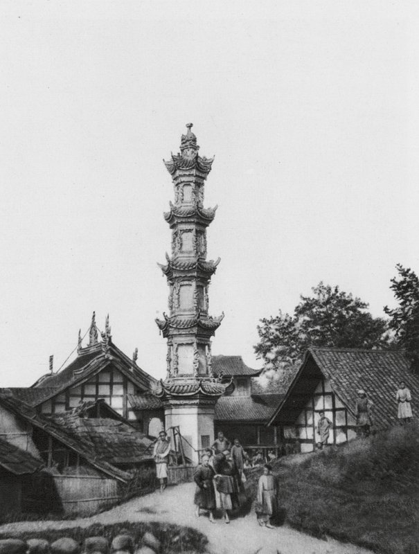 Kiungchou, Szechuan, landsby (s/h-foto) af Ernst Boerschmann