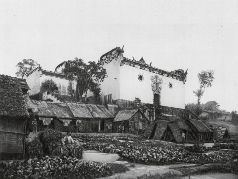 Wanhien, Huan hou kung, Szechuan, general Chang Feis mindetempel på Yangtzes høje bredder (s/h-foto) af Ernst Boerschmann