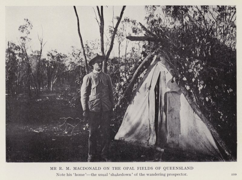 Mr RM Macdonald på Opal Fields of Queensland (s/h foto) af European Photographer