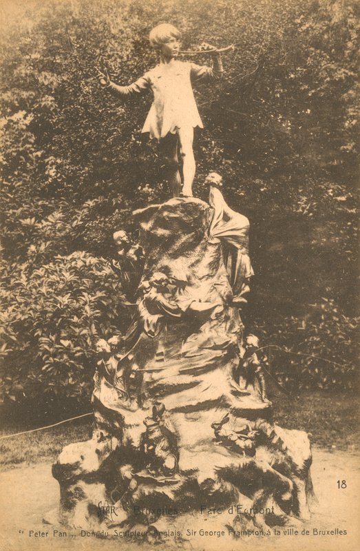 Peter Pan-statue i Parc DEgmont i Bruxelles af European Photographer
