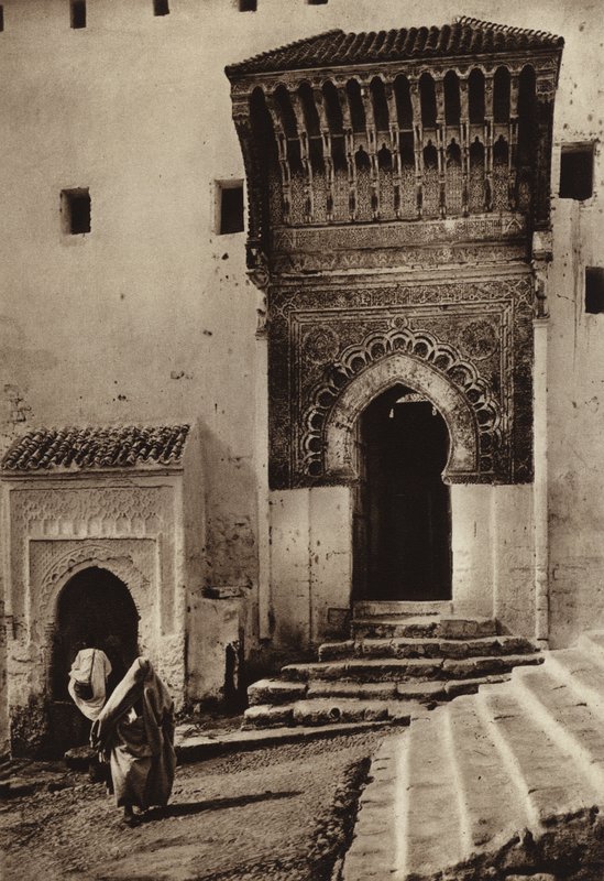 Sale, Rabat, Medersa Gate (s/h foto) af European Photographer