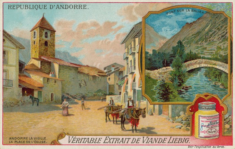 Old Church Square og en bro over Rio Valira af European School