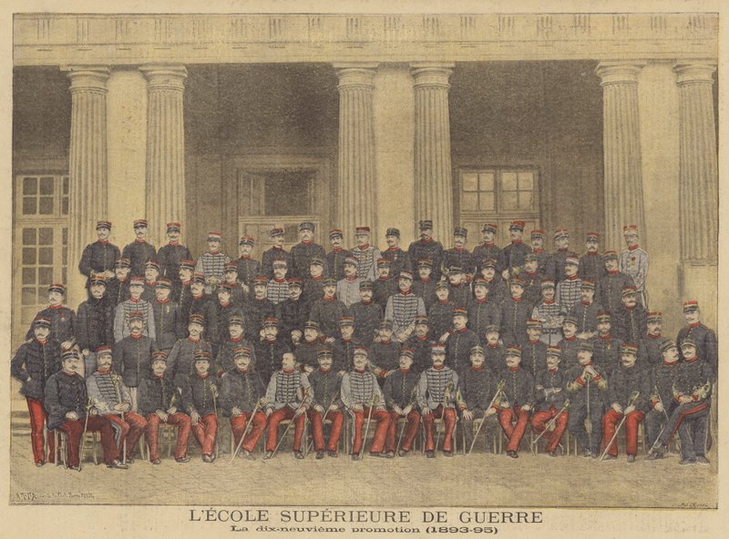 19. klasse af Ecole Superieure de Guerre af French School