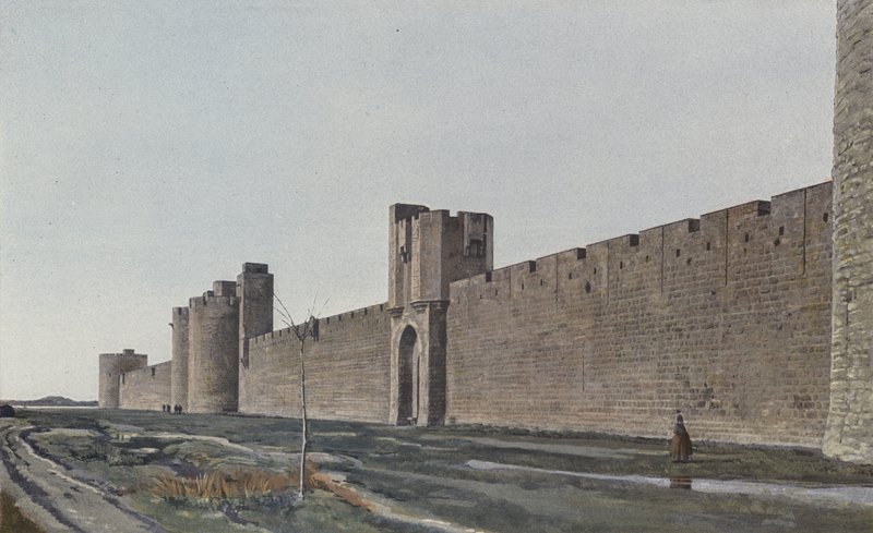 Aigues-Mortes, udvendig udsigt over voldene, taget fra E af French Photographer