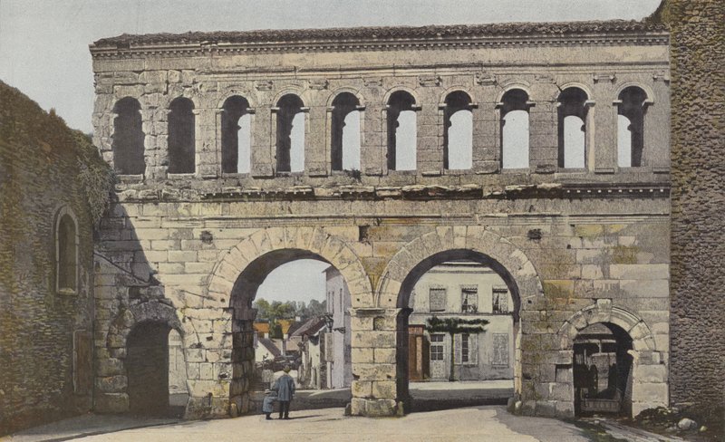 Autun, Porte Saint-Andre, Sammen af French Photographer