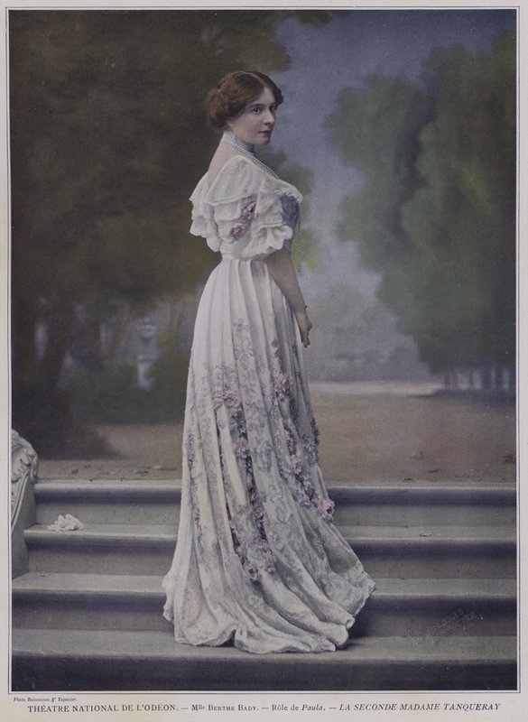 Berthe Bady som Paula i The Second Mrs Tanqueray (farvet foto) af French Photographer