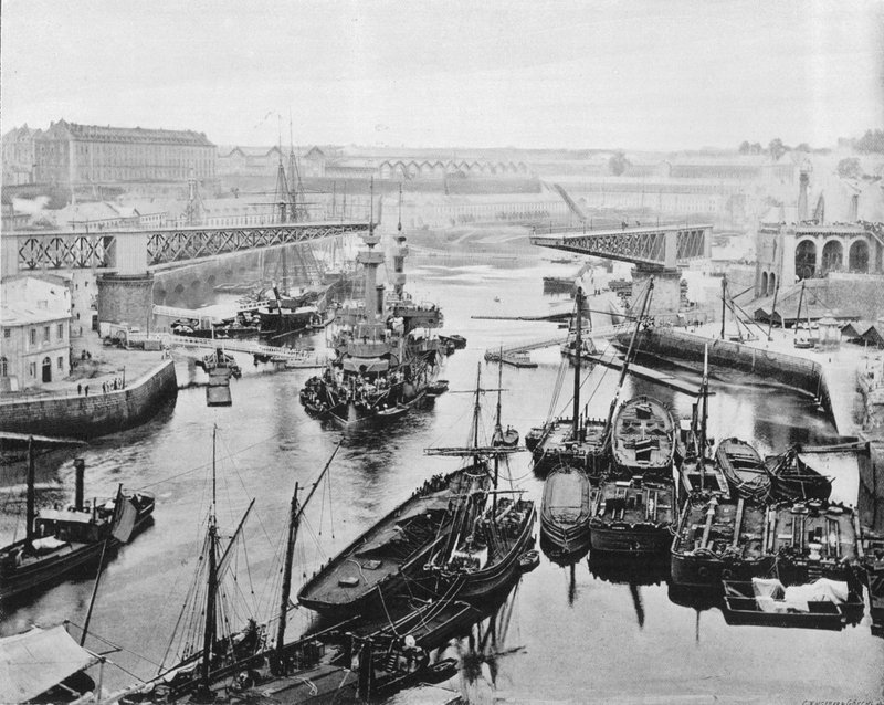 Brest - The Turning Bridge (s/h foto) af French Photographer