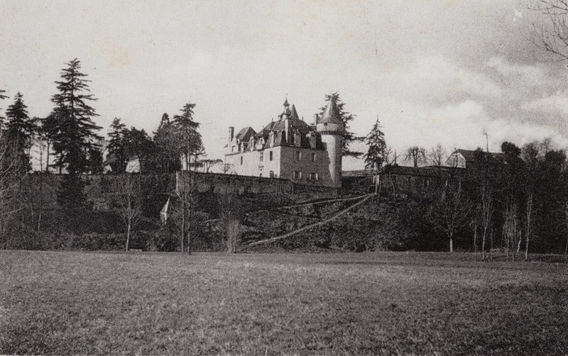 Cazoules, Chateau De La Fonte-Haute af French Photographer