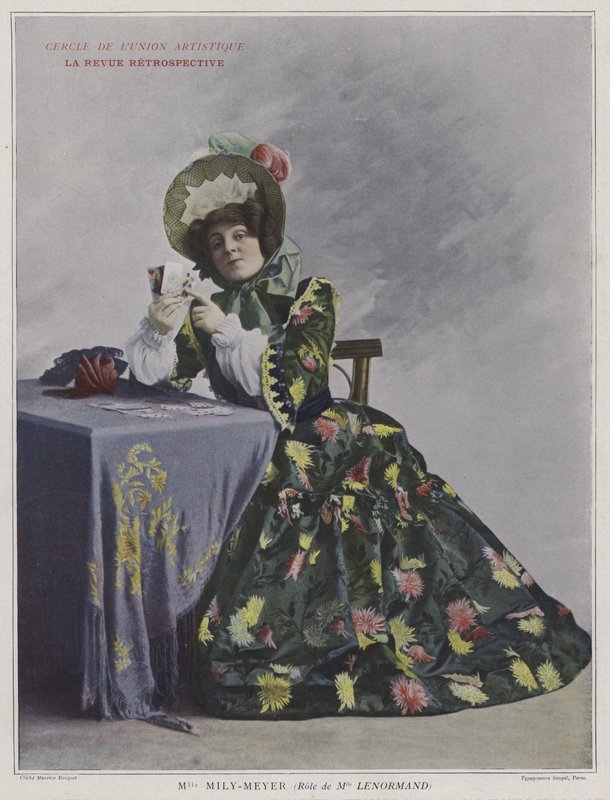 Emilie Mily-Meyer som Mademoiselle Lenormand i La Revue Retrospective (farvet foto) af French Photographer